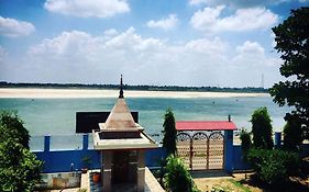 Yoga Mandir Varanasi 2*